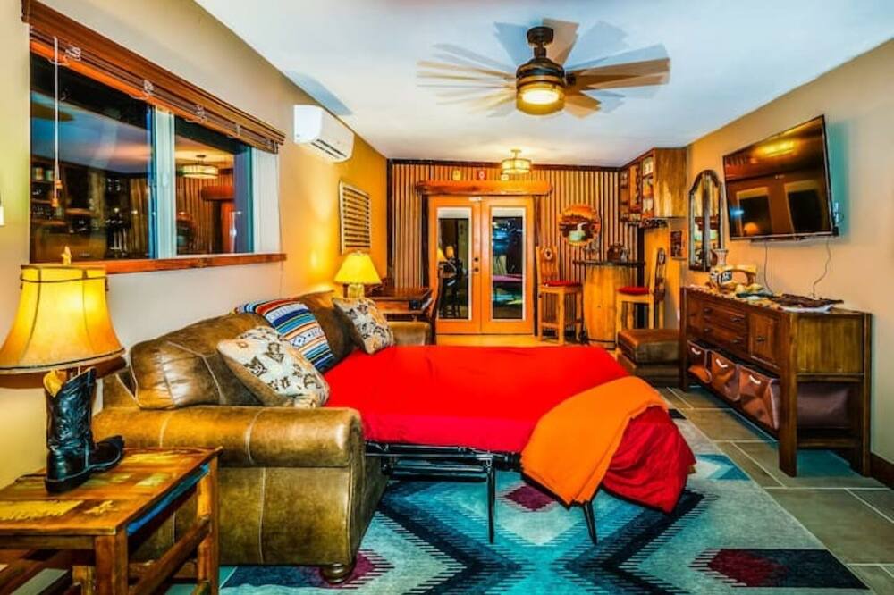 Photo of Bedroom in Tanque Verde