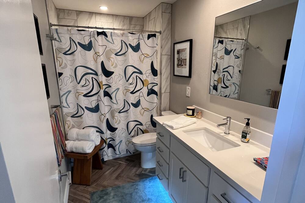 Photo of Bathroom in Pointe Scottsdale