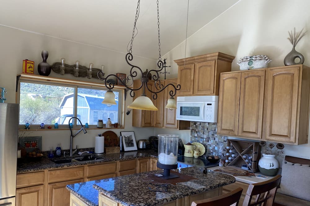 Photo of Kitchen in Cave Creek