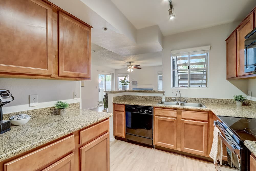Photo of Kitchen in Central Scottsdale