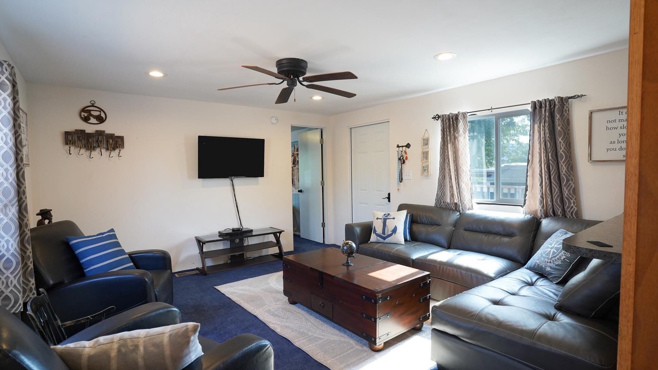 Photo of Livingroom in Big Water