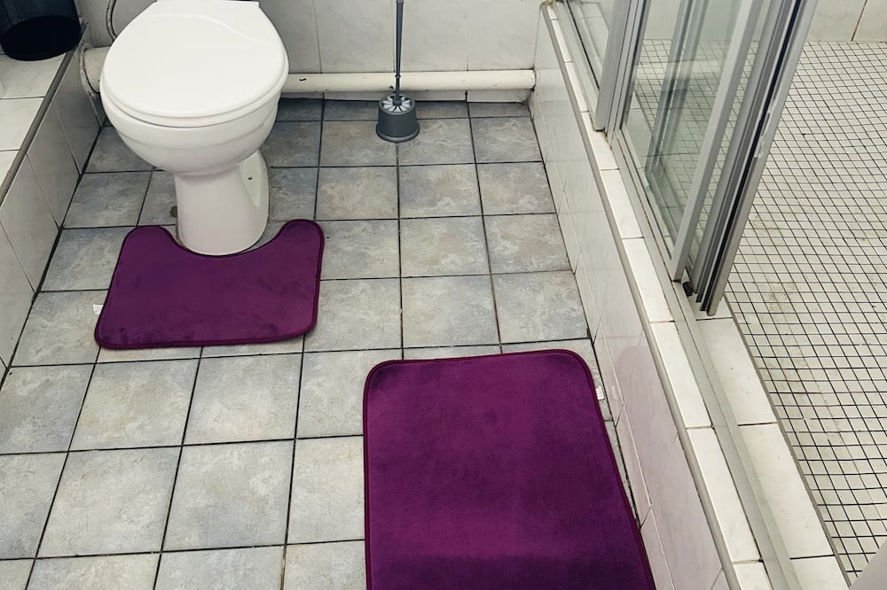 Photo of Bathroom in South Beach