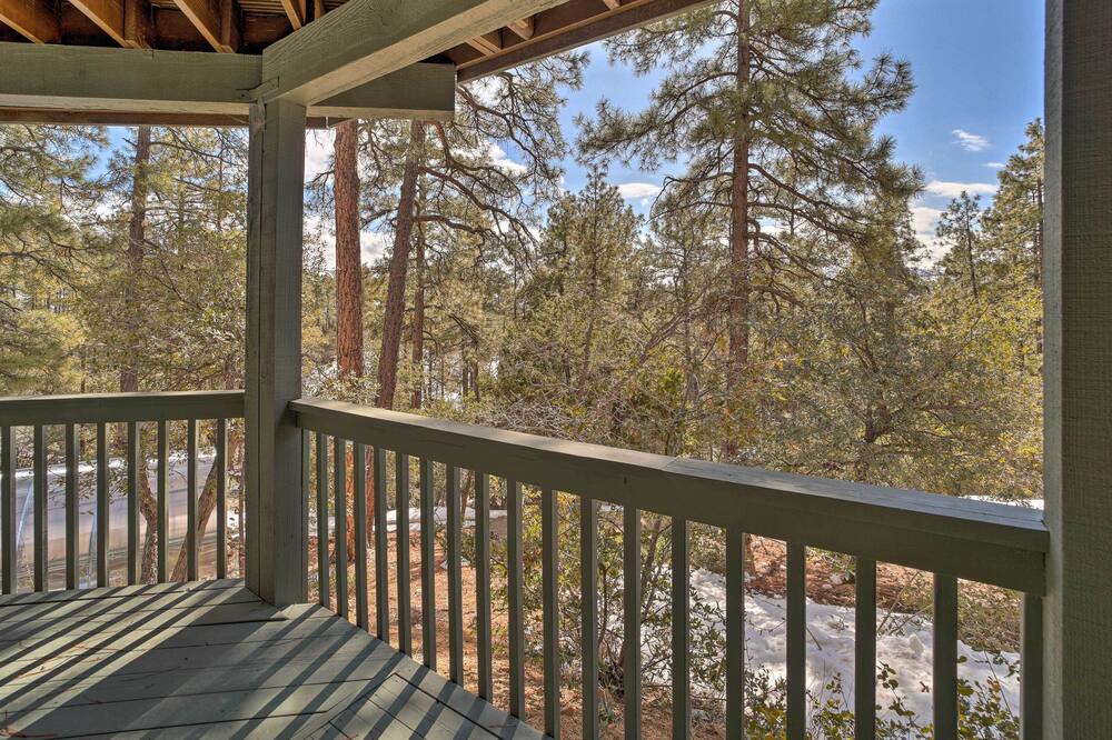 Photo of Outdoor in Highland Pines