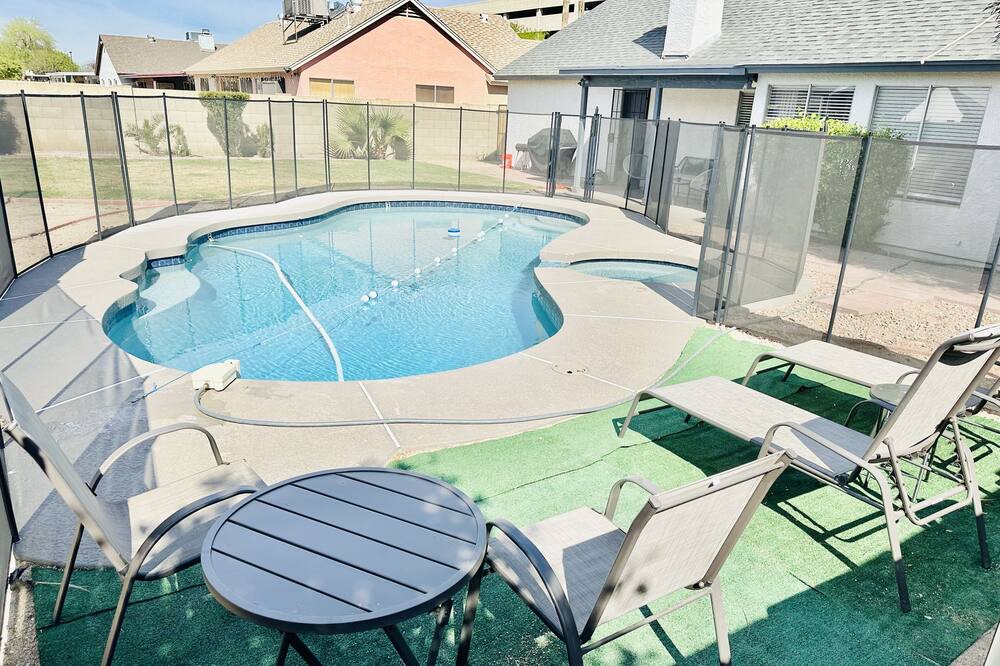 Photo of Outdoor in Glendale