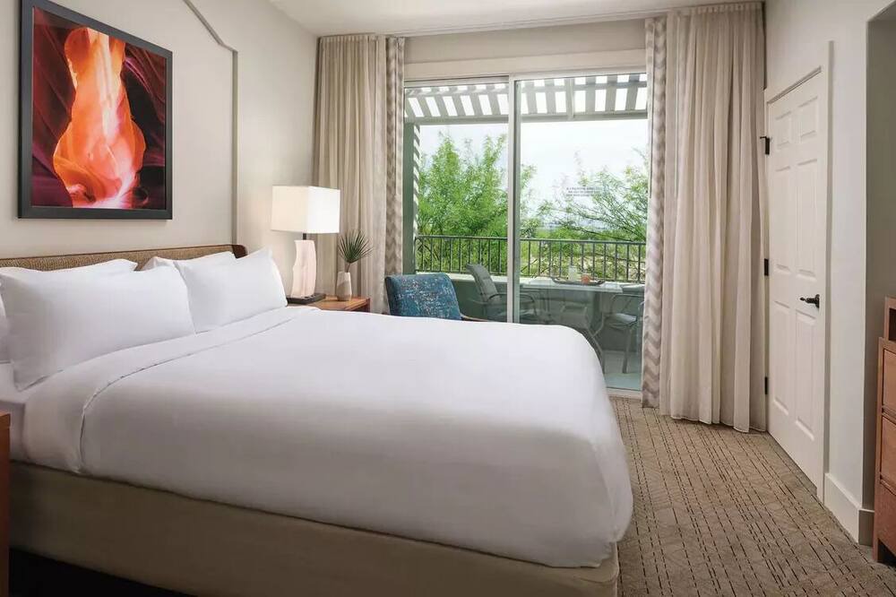 Photo of Bedroom in Desert Ridge