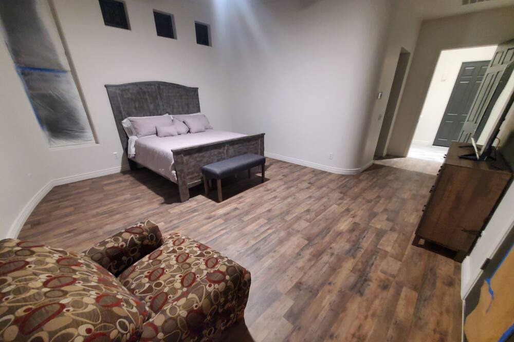 Photo of Bedroom in South Mountain