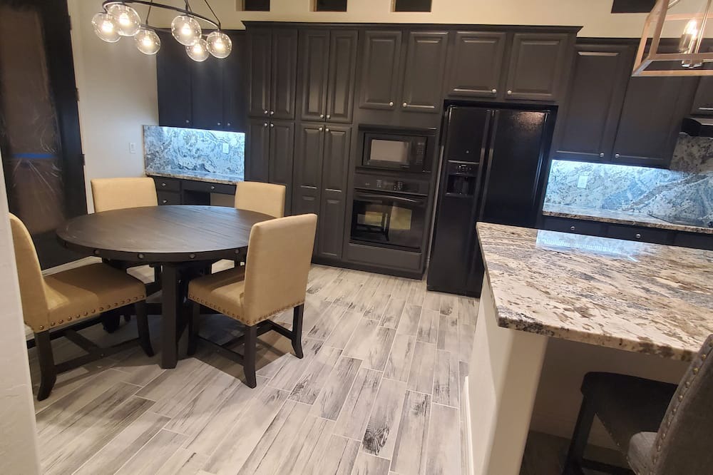 Photo of Kitchen in South Mountain