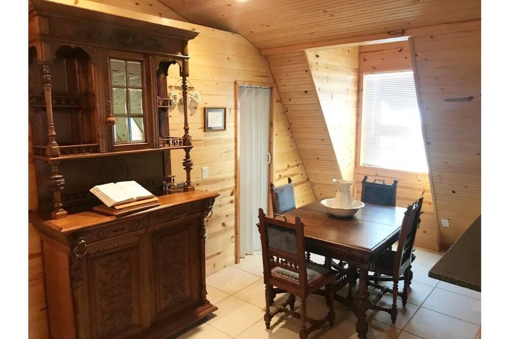 Photo of Kitchen in Iron Springs
