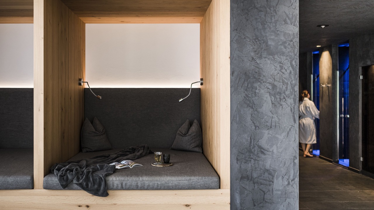 Photo of Bedroom in Tires