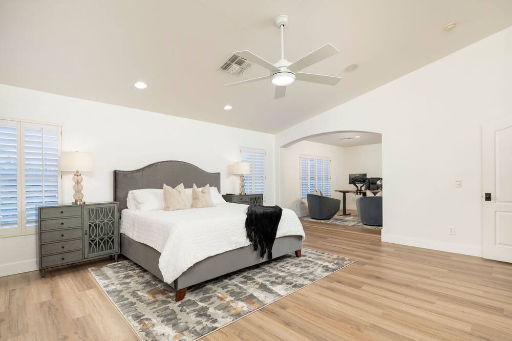 Photo of Bedroom in County Island