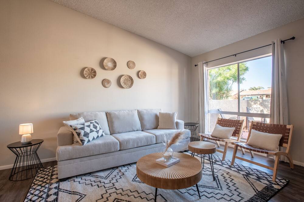 Photo of Livingroom in Glendale