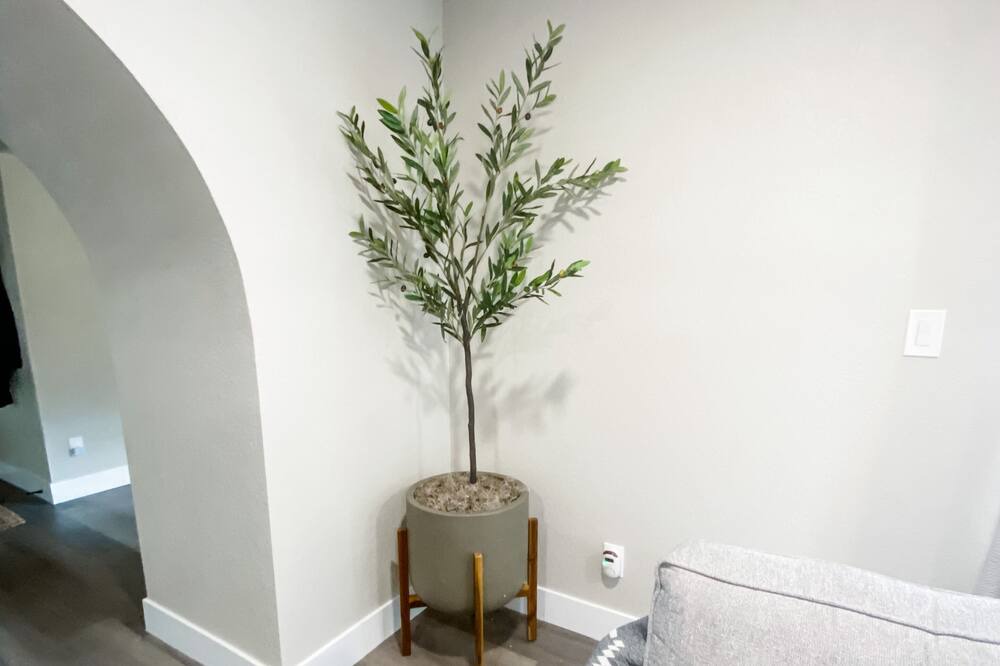 Photo of Livingroom in Canyon Ridge Homes