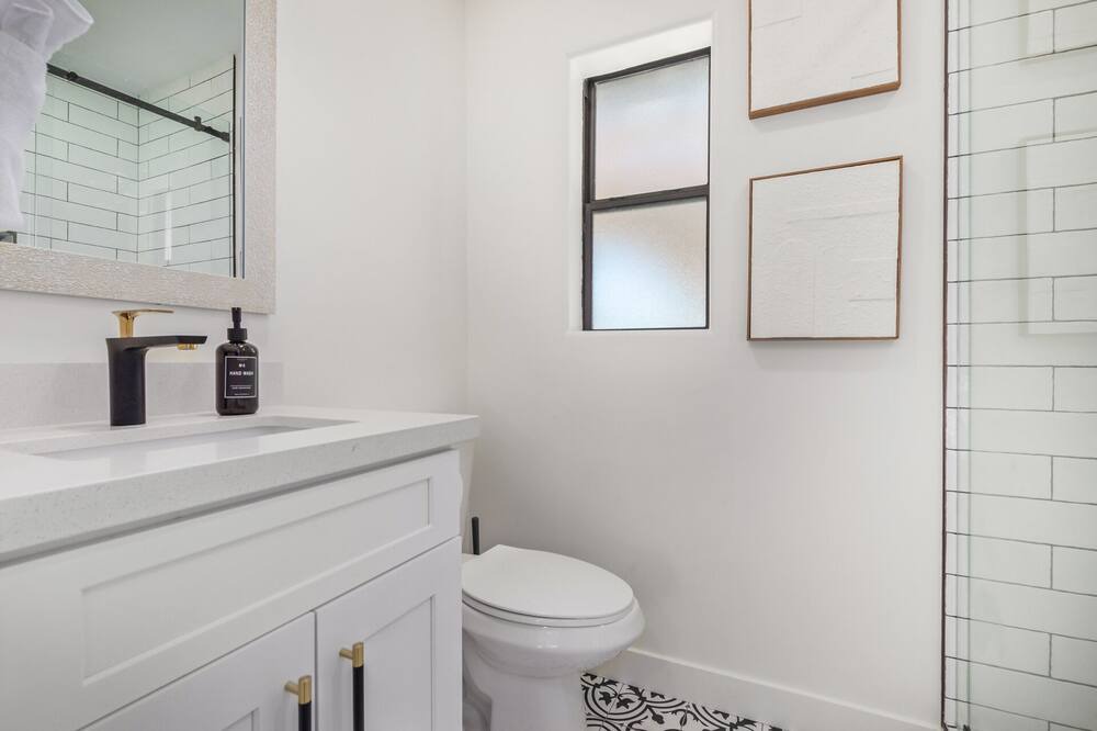 Photo of Bathroom in Alhambra