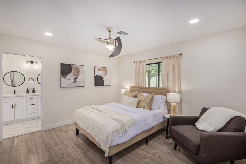 Photo of Bedroom in Alhambra