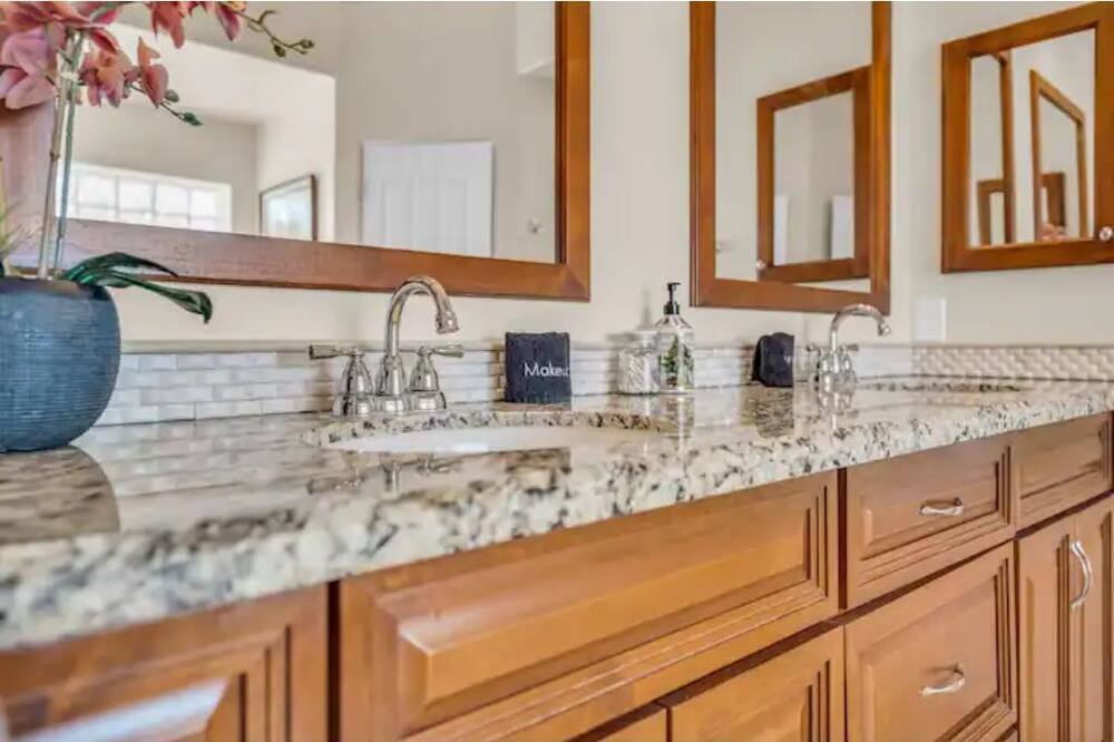 Photo of Bathroom in Rio Verde Foothills