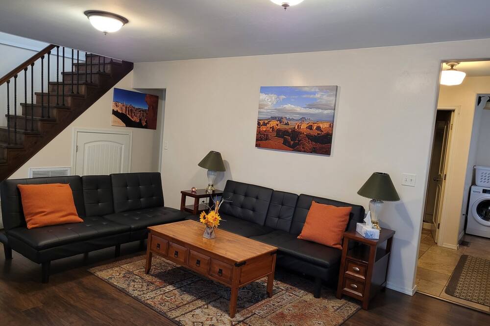 Photo of Livingroom in Prescott