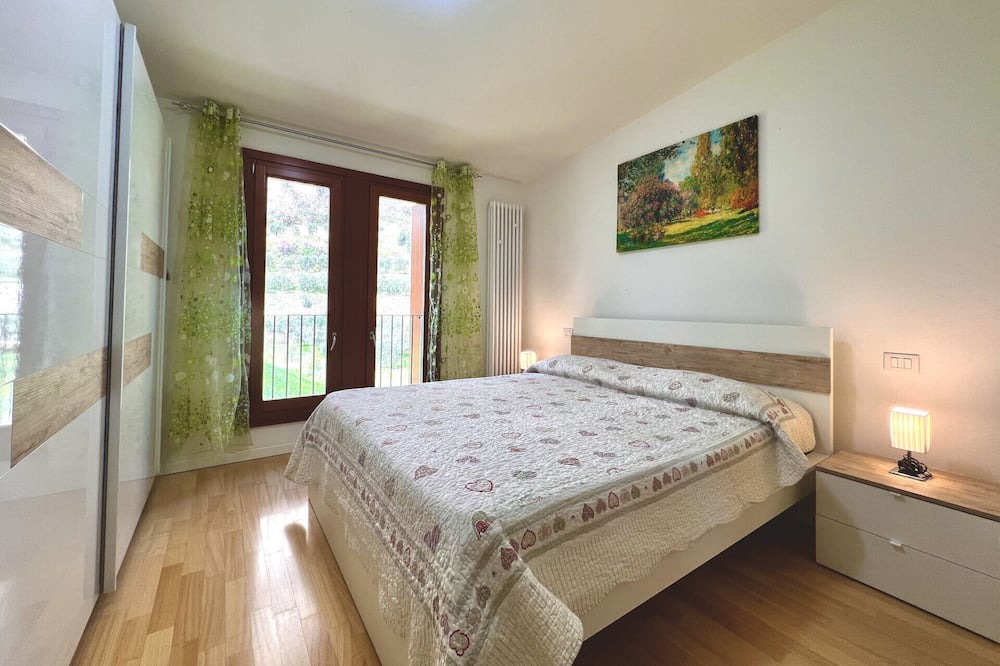 Photo of Bedroom in Bolognano-Vignole