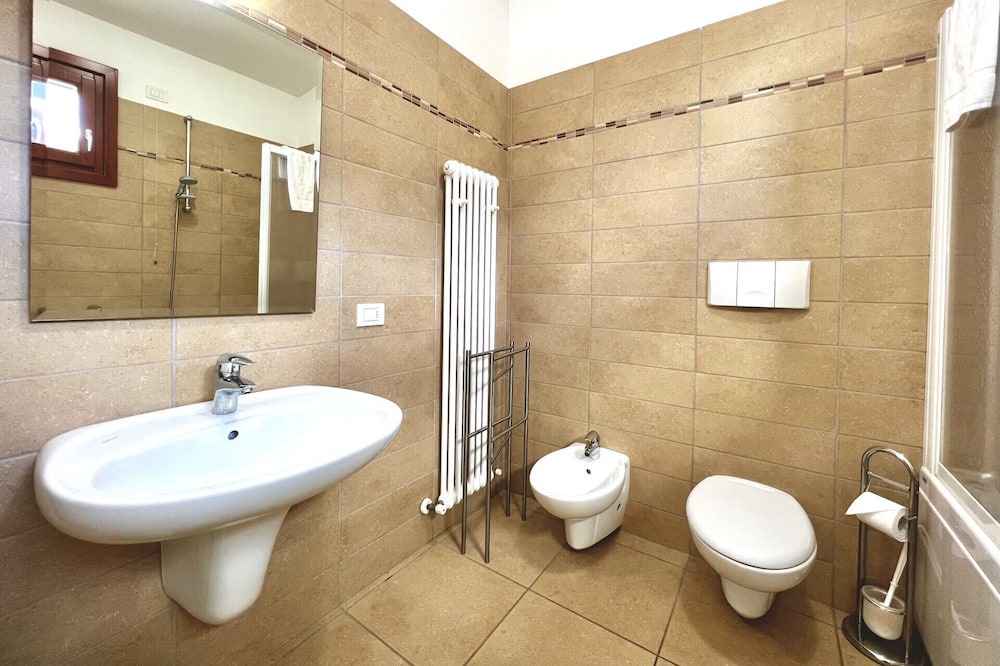 Photo of Bathroom in Bolognano-Vignole
