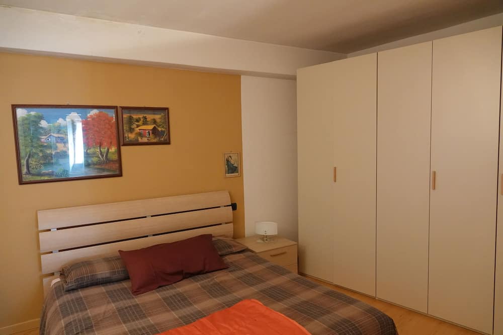 Photo of Bedroom in Comano Terme