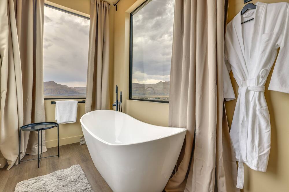 Photo of Bathroom in Big Water