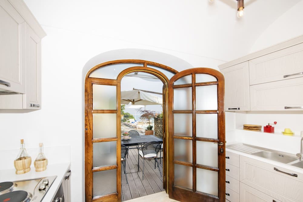 Photo of Kitchen in Path of the Gods