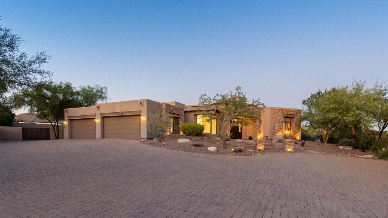Photo of Outdoor in McDowell Acres