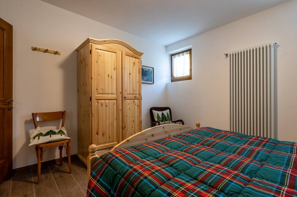 Photo of Bedroom in Tione di Trento