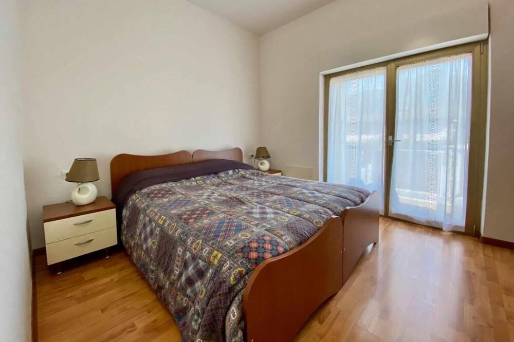 Photo of Bedroom in Calceranica al Lago