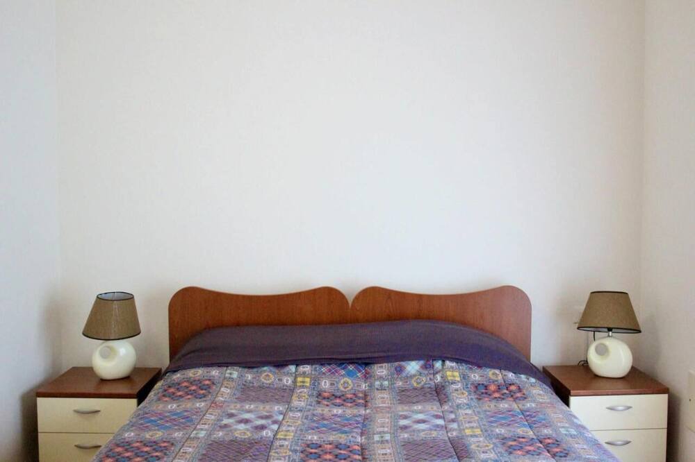 Photo of Bedroom in Calceranica al Lago