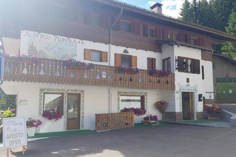 Photo of Outdoor in Penia