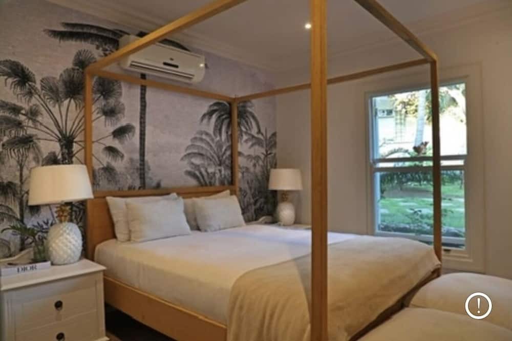 Photo of Bedroom in Athlone