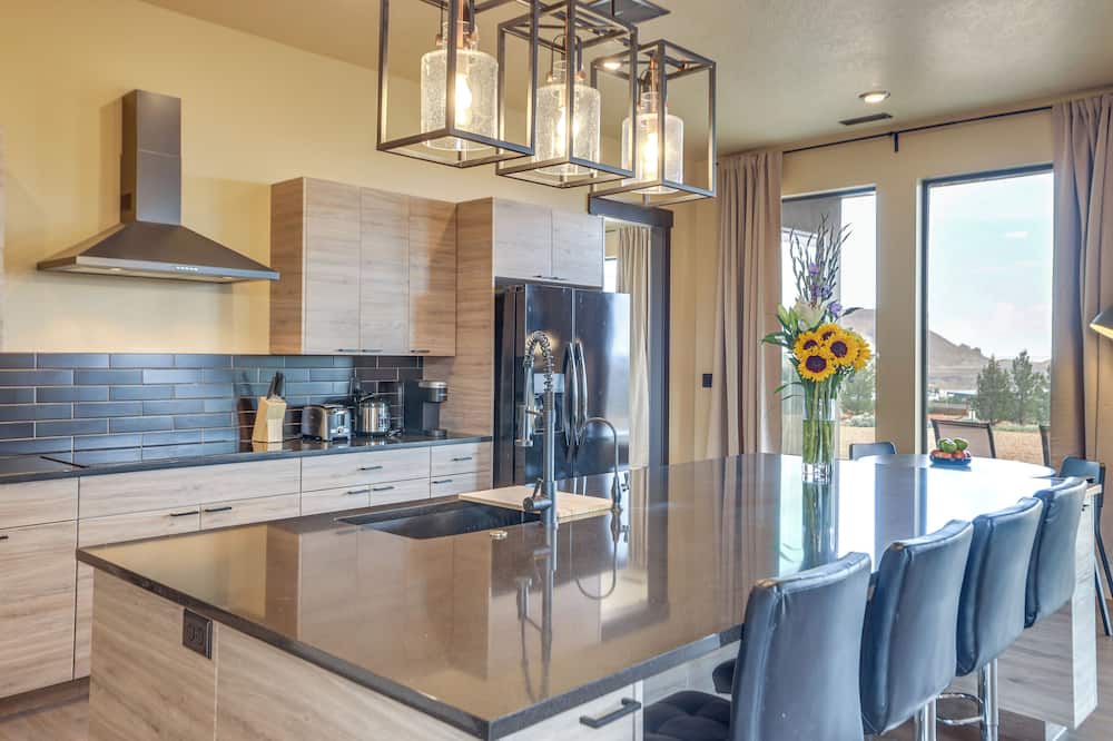 Photo of Kitchen in Big Water