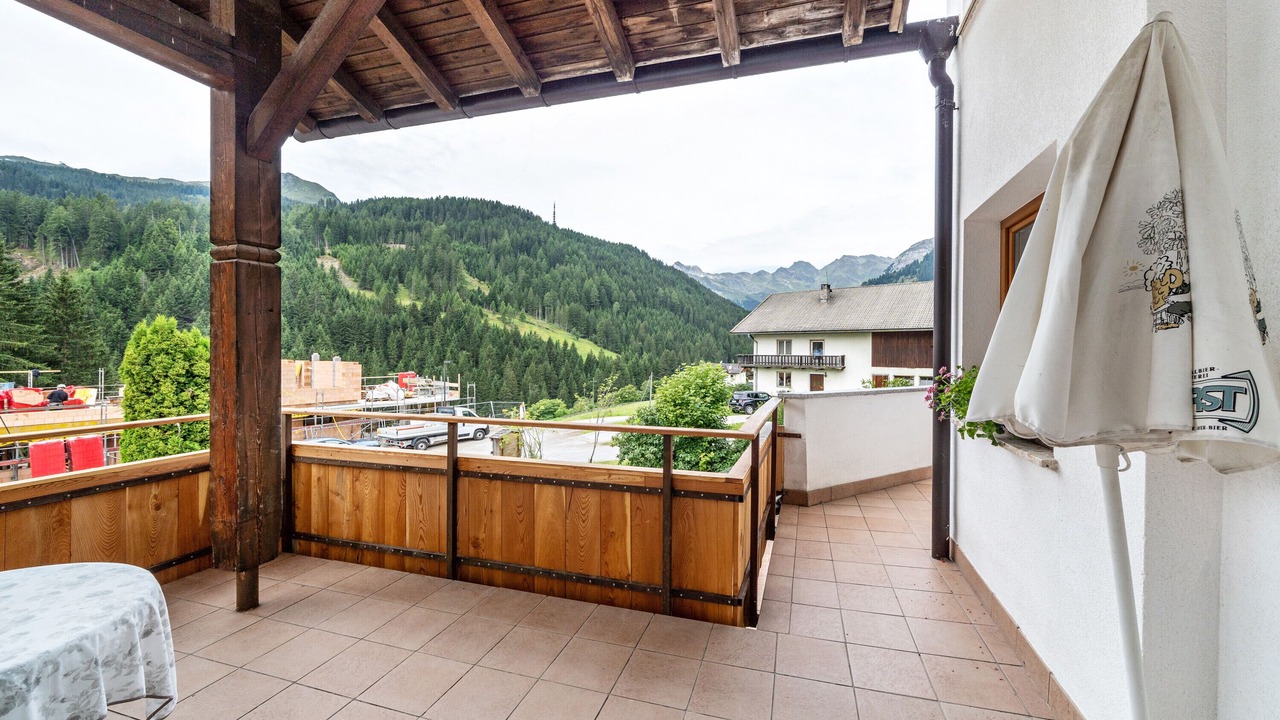 Photo of Patio Balcony in Racines