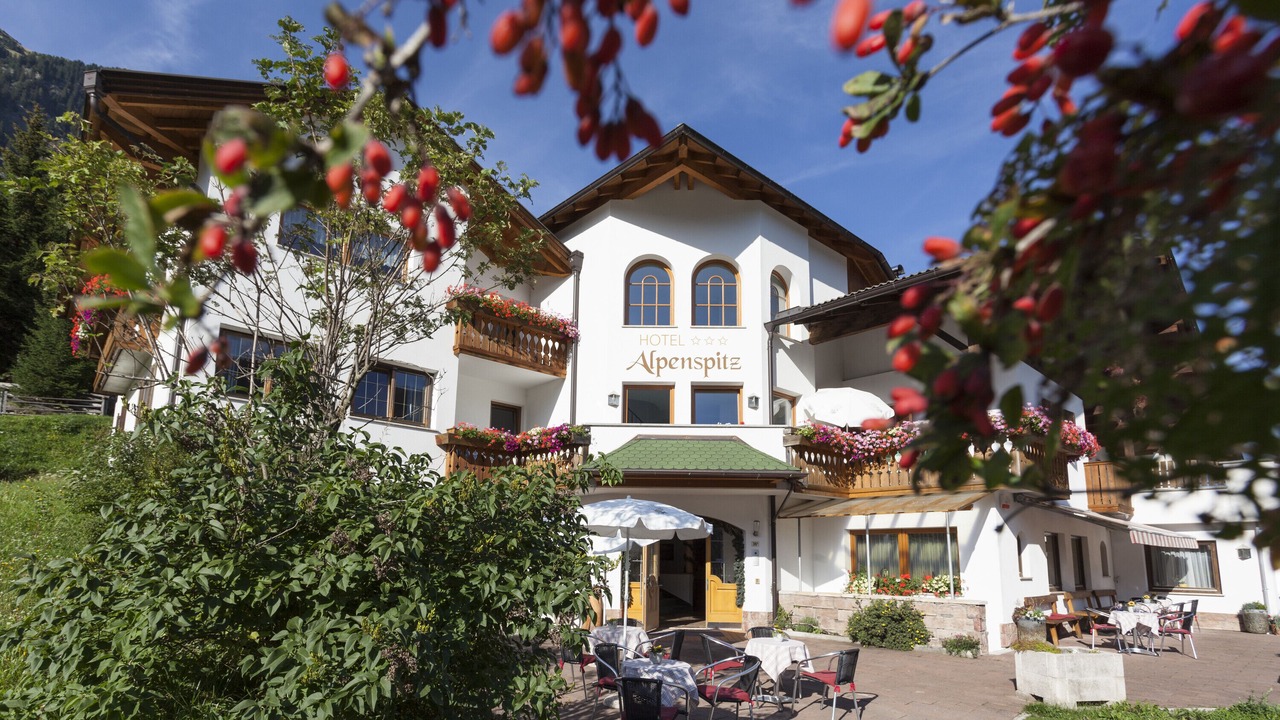 Photo of Outdoor in Racines