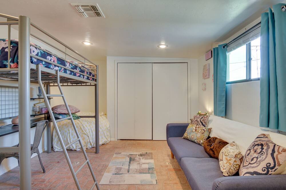Photo of Bedroom in The Garden District