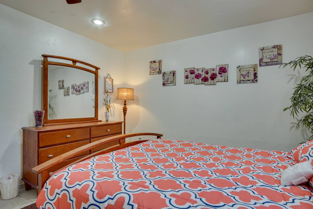 Photo of Bedroom in The Garden District