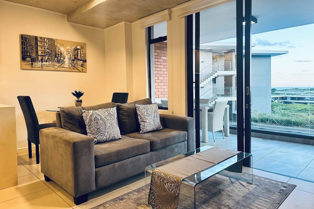 Photo of Livingroom in Hillhead