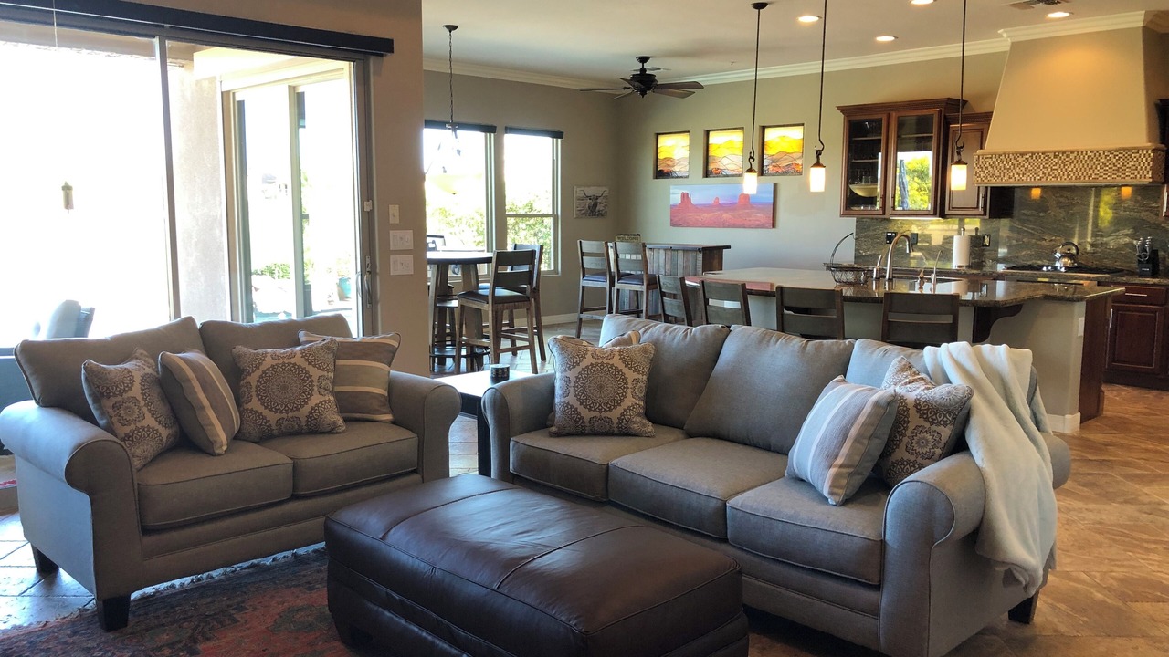 Photo of Livingroom in Vistancia