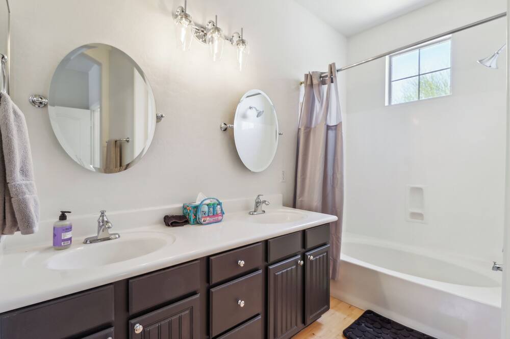 Photo of Bathroom in Foothills Club West