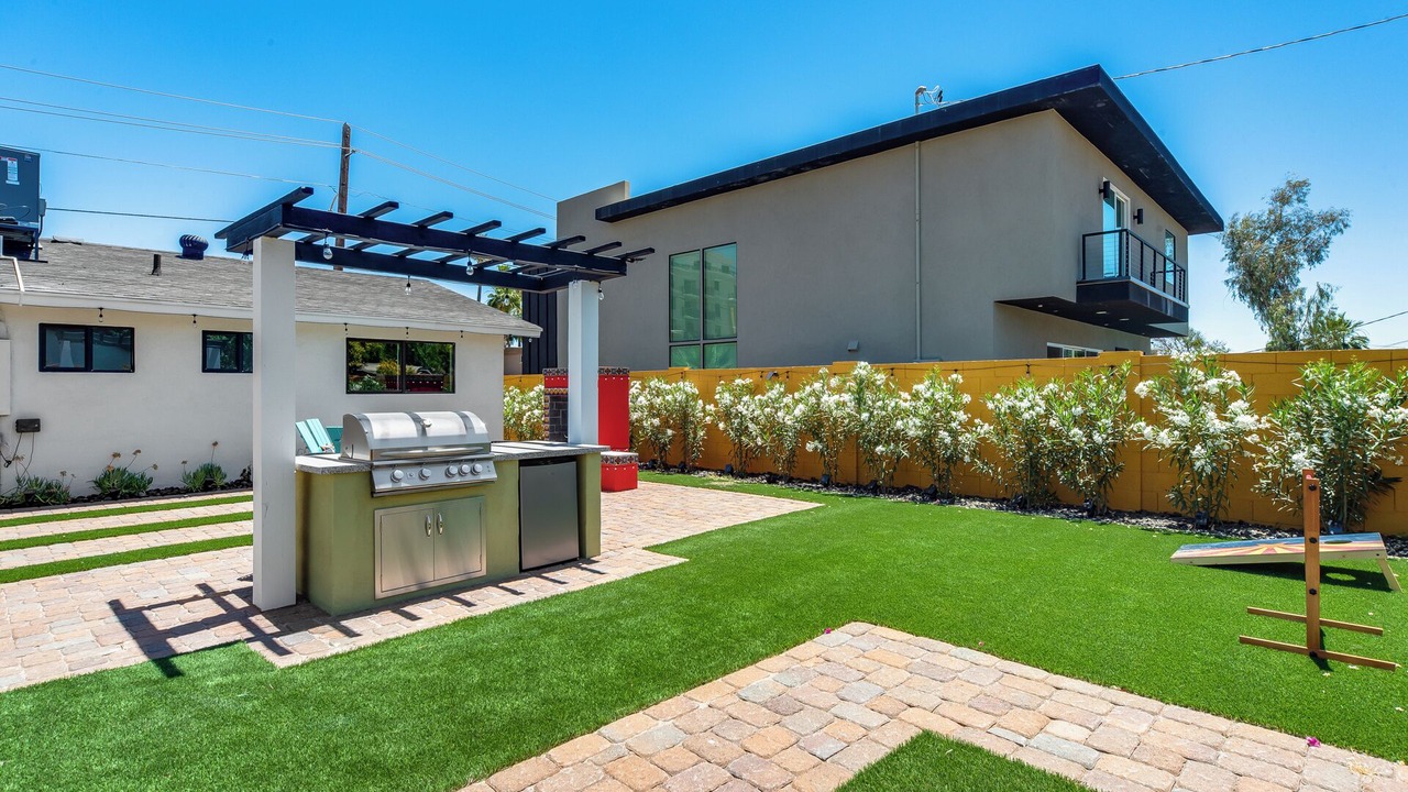 Photo of Outdoor in Southwest Village