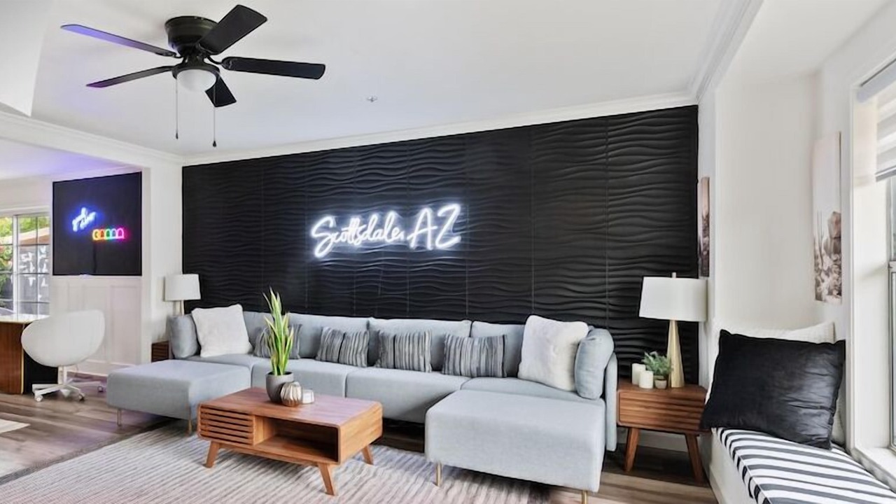 Photo of Livingroom in Scottsdale Country Acres