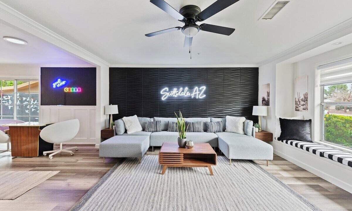 Photo of Livingroom in Scottsdale Country Acres