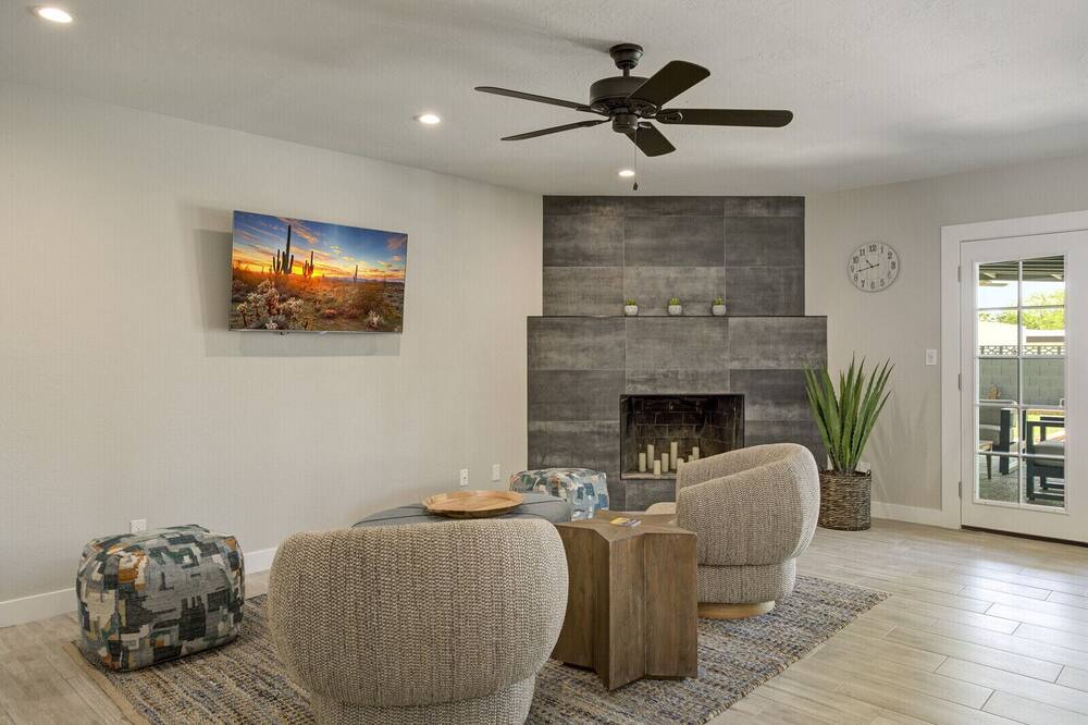 Photo of Others in Paradise Valley Village