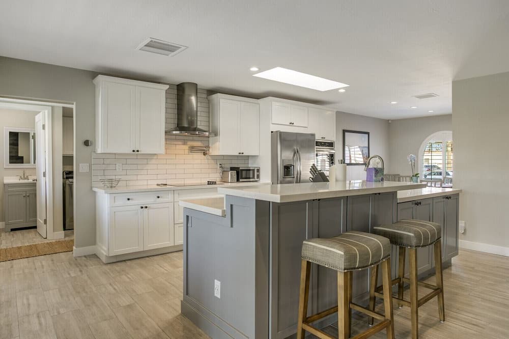 Photo of Kitchen in Paradise Valley Village