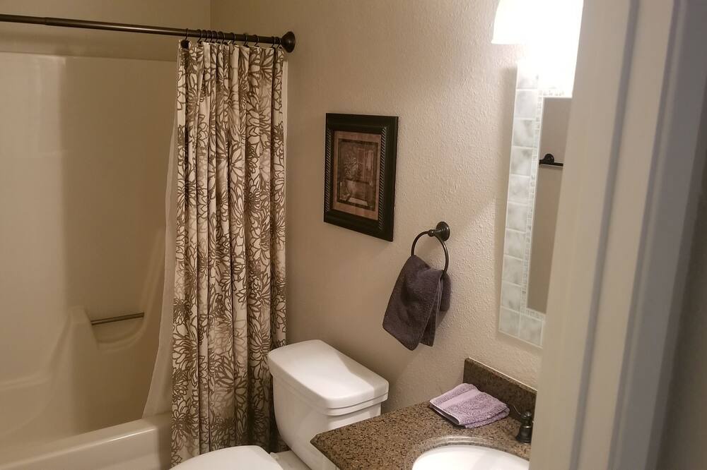 Photo of Bathroom in Fountain of the Sun