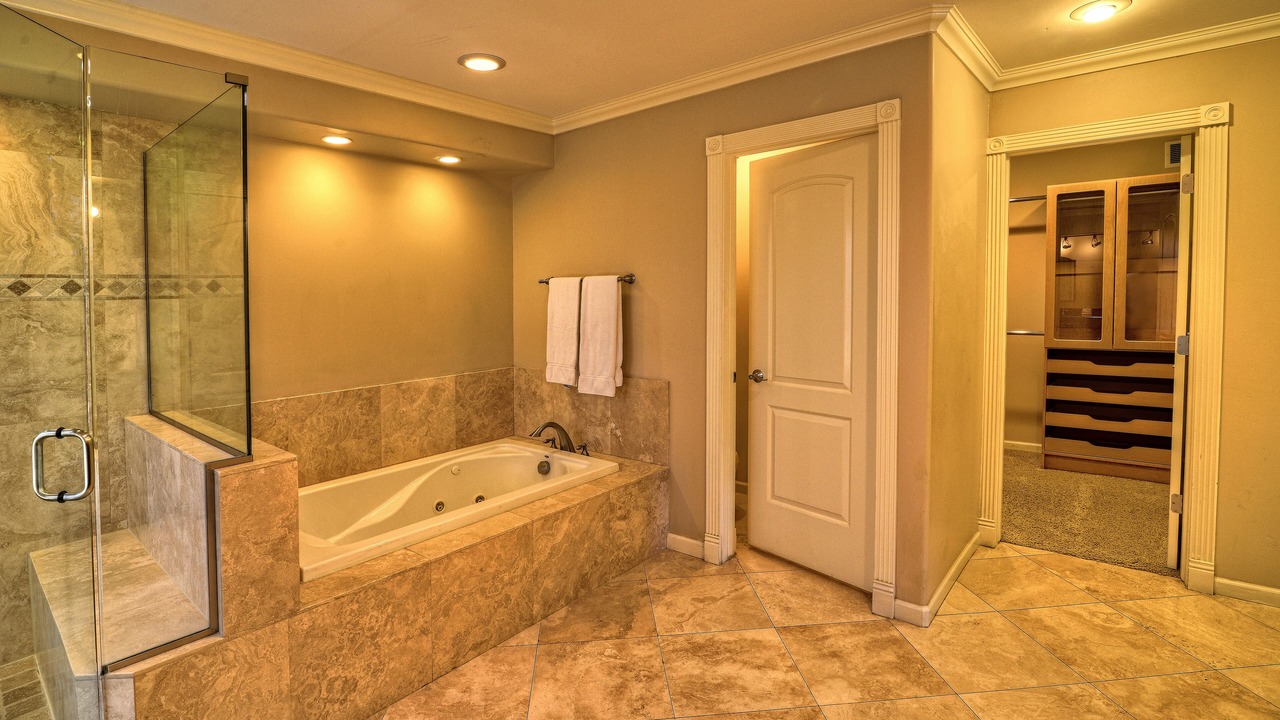 Photo of Bathroom in La Paz At Desert Springs