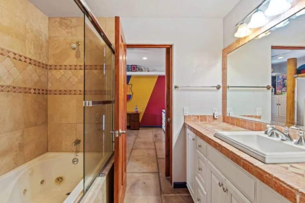Photo of Bathroom in Tucson
