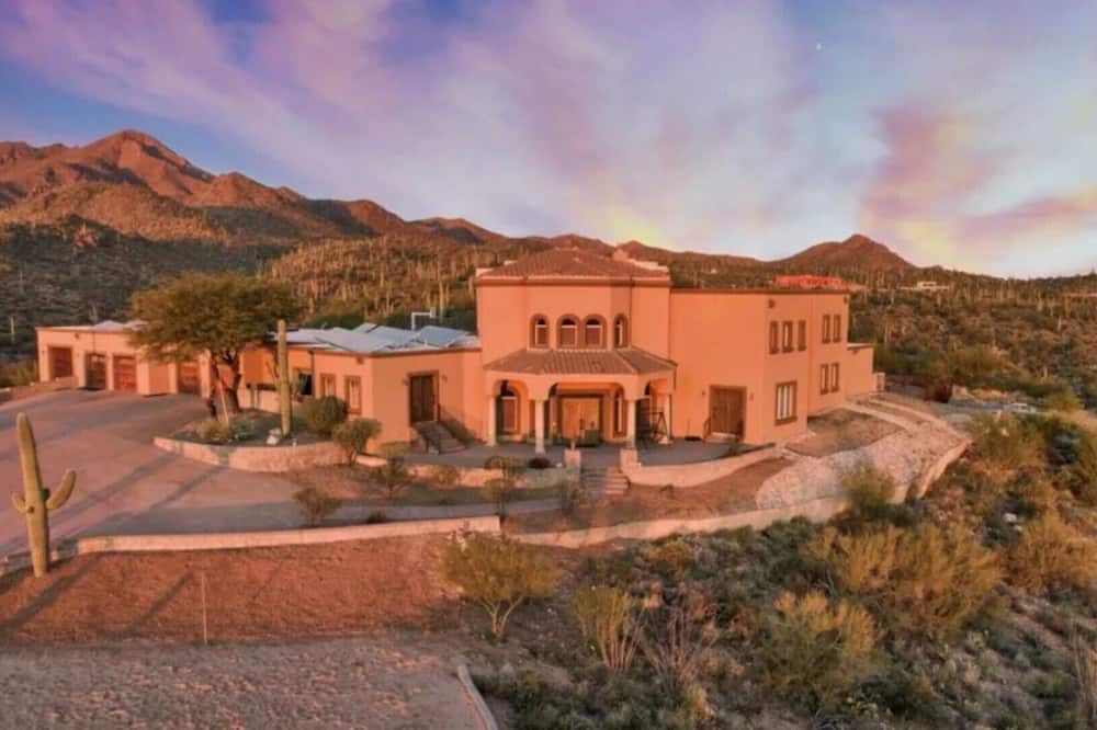 Photo of Outdoor in Tucson