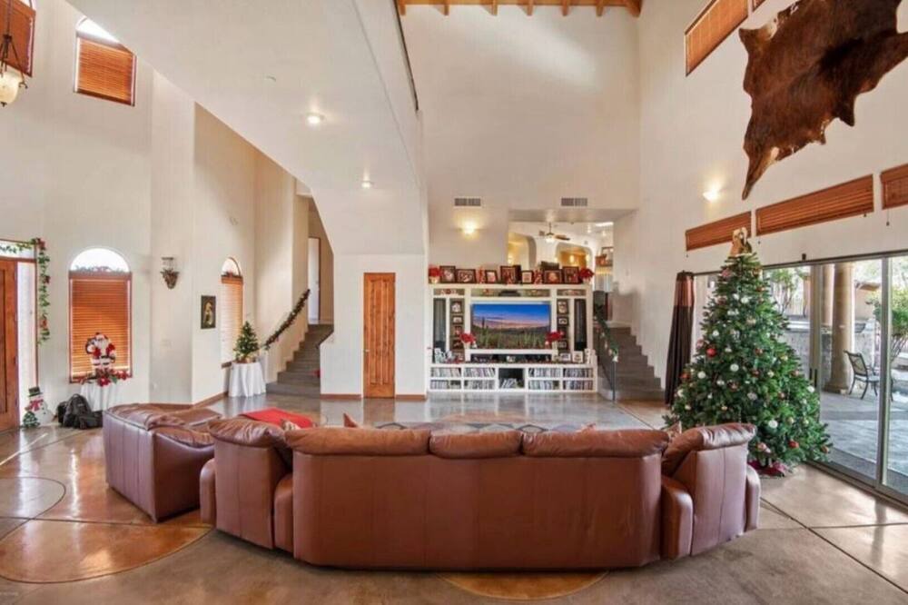 Photo of Livingroom in Tucson
