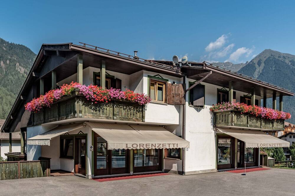 Photo of Outdoor in Giustino